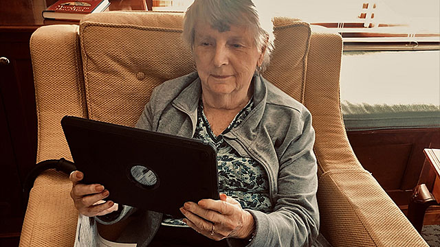 iPad Grant Enriches Residents’ Lives